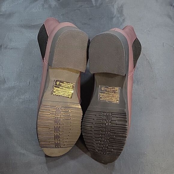 BRAND NEW UNILODY LINE STUDDED PULL SLIP-ON WOMEN"S BOOT - Picture 12 of 13